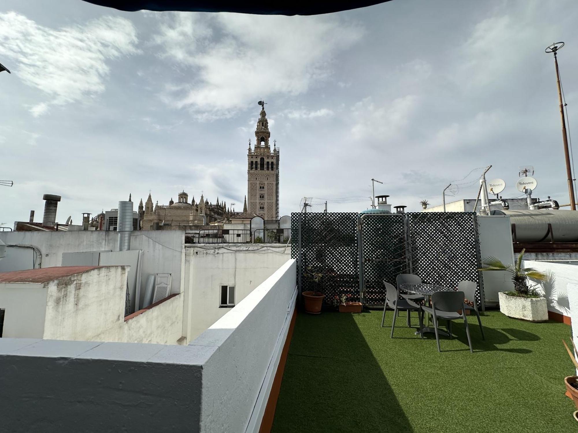 Abades Suite Junto A La Catedral De Sevilla Exterior foto